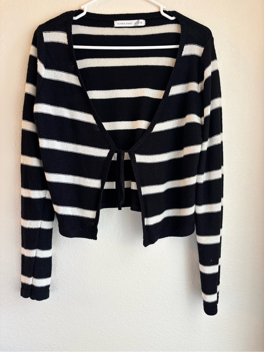 Altar'd State XL Black & Cream Striped Tie Front Cardigan Cropped Knit Sweater